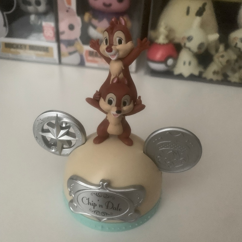 Disney Chip and Dale Toy Figure Display